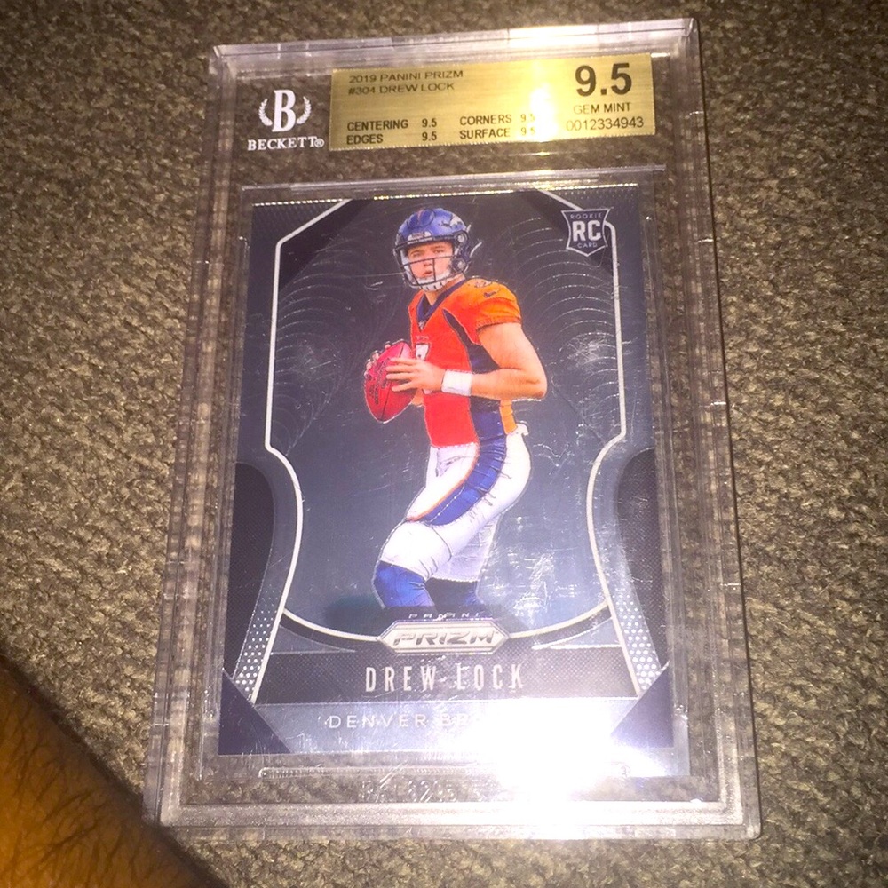2019 Panini Prism rookie card